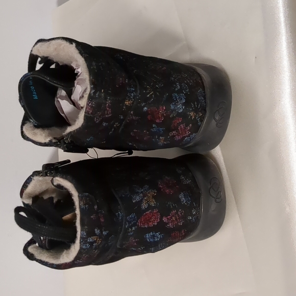 Cloud Footwear Regar Water Resistant Bootie#Clearance#Lastprice#No offer - Picture 5 of 9